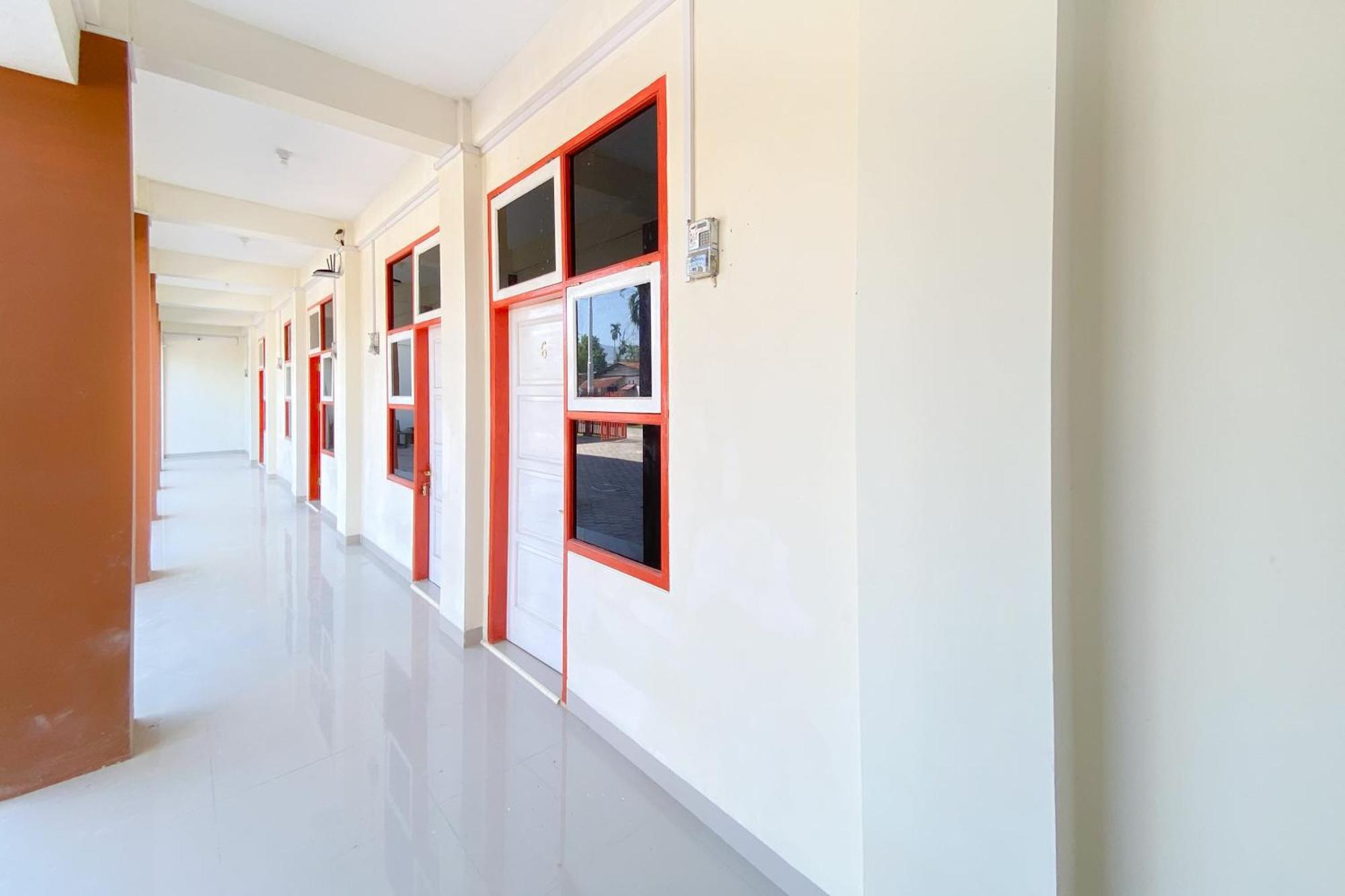 Falah Residence Syariah Паданг Екстериор снимка